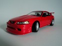 1:18 Maisto Ford Mustang SVT Cobra R 2000 Red